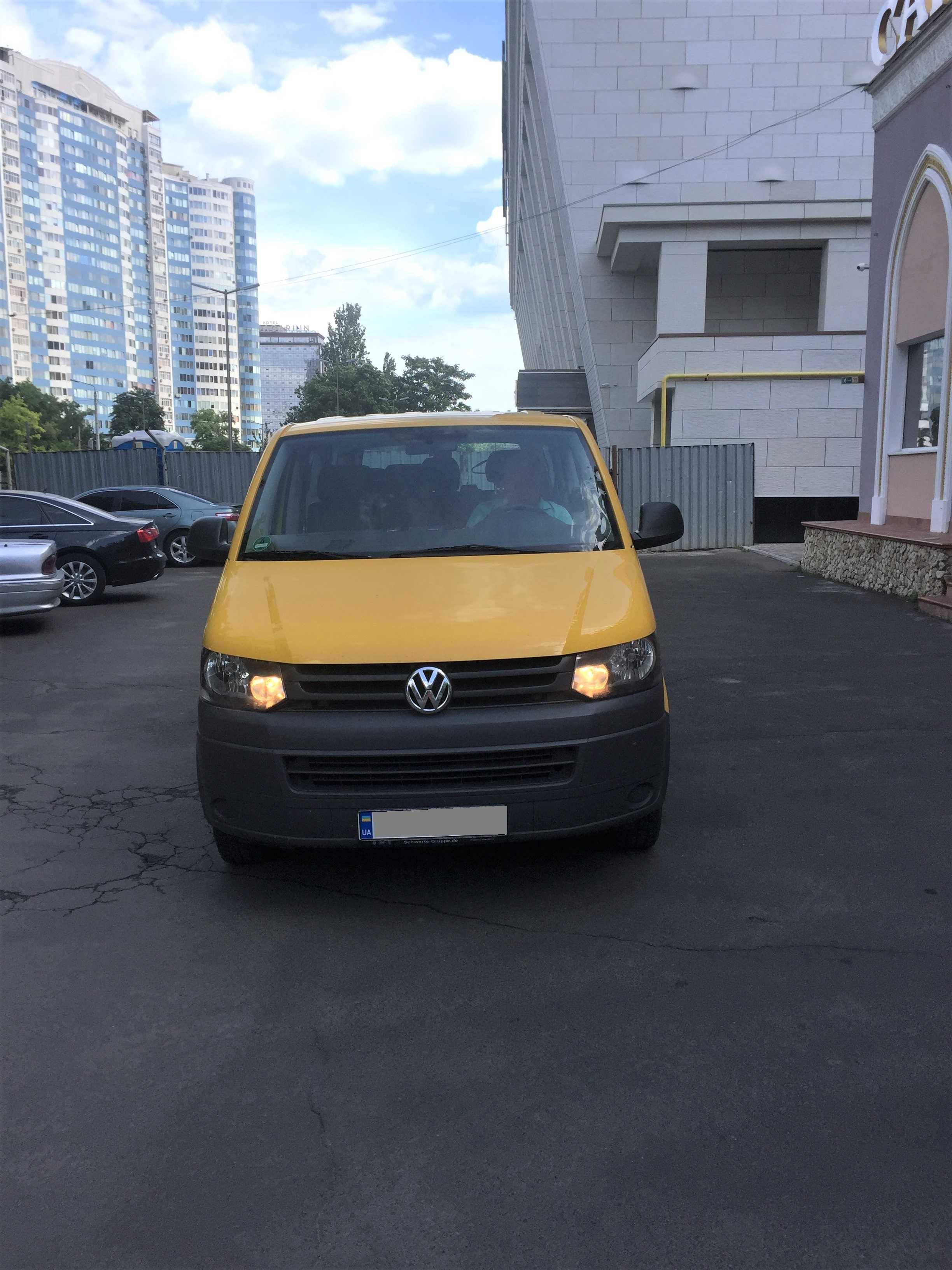 2013 Volkswagen CARAVELLE  Продам