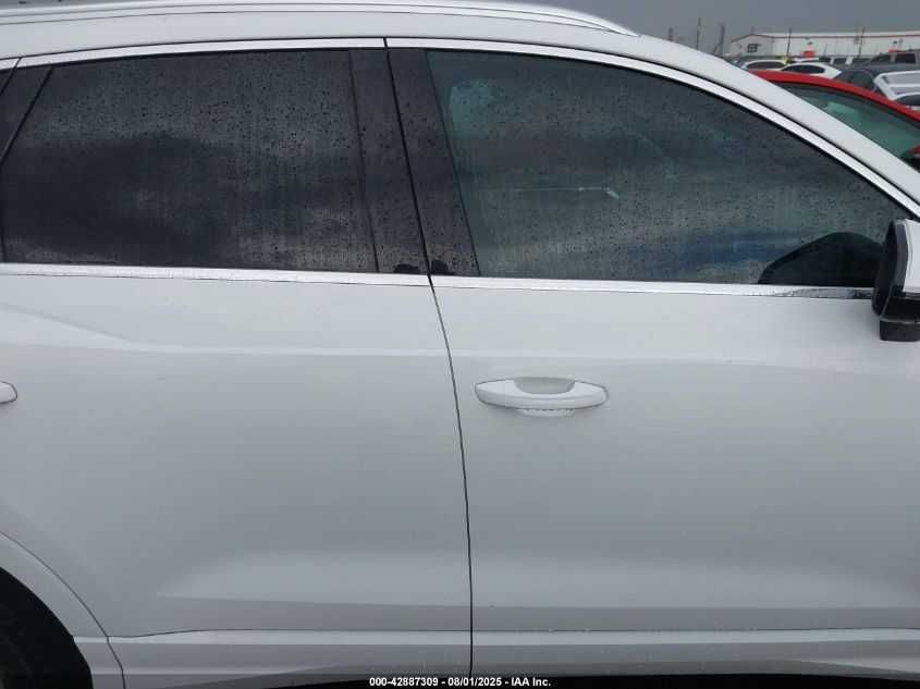 2020 Audii Q3 Premium