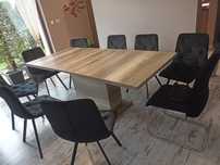 Stół rozsuwany 160x90x73cm.