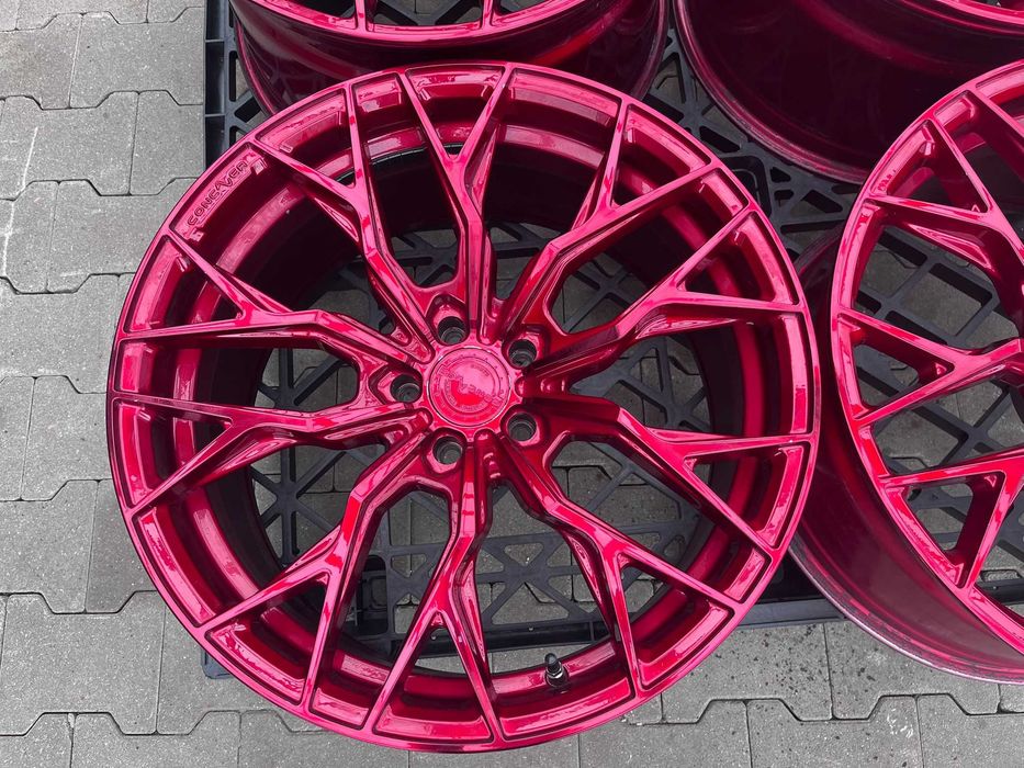 Felgi aluminiowe Concaver CVR1 20" 9,5J ET22 + 10,5J ET15 5x112 Red