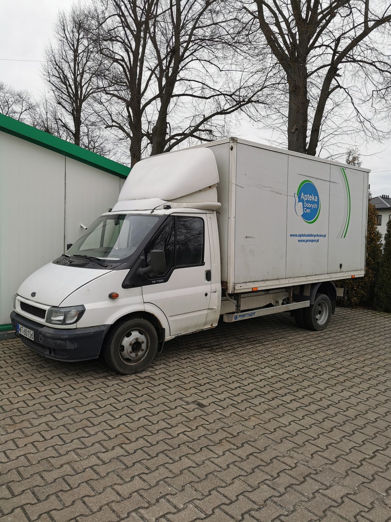 Ford Transit, 2,4L, bliźniak, wzmocnione zawieszenie, 7 EP, żywica