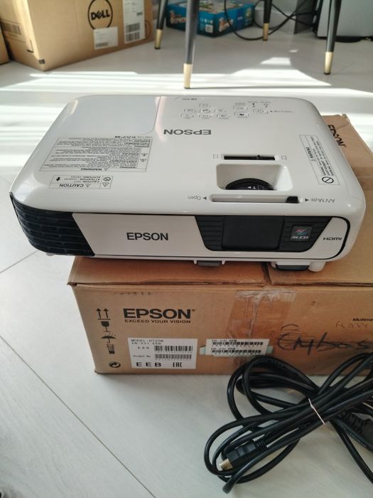 Проектор EPSON H720B