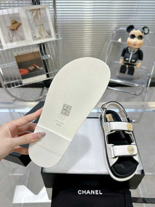 Buty, sandaly klapki, skora 150212