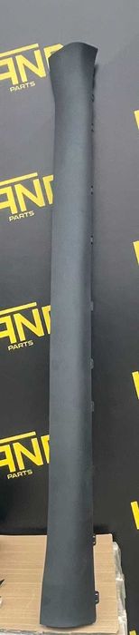 Накладка порога Tesla Model 3