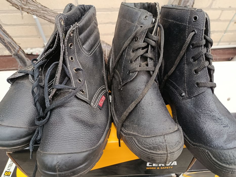 Ботинки рабочие,,,