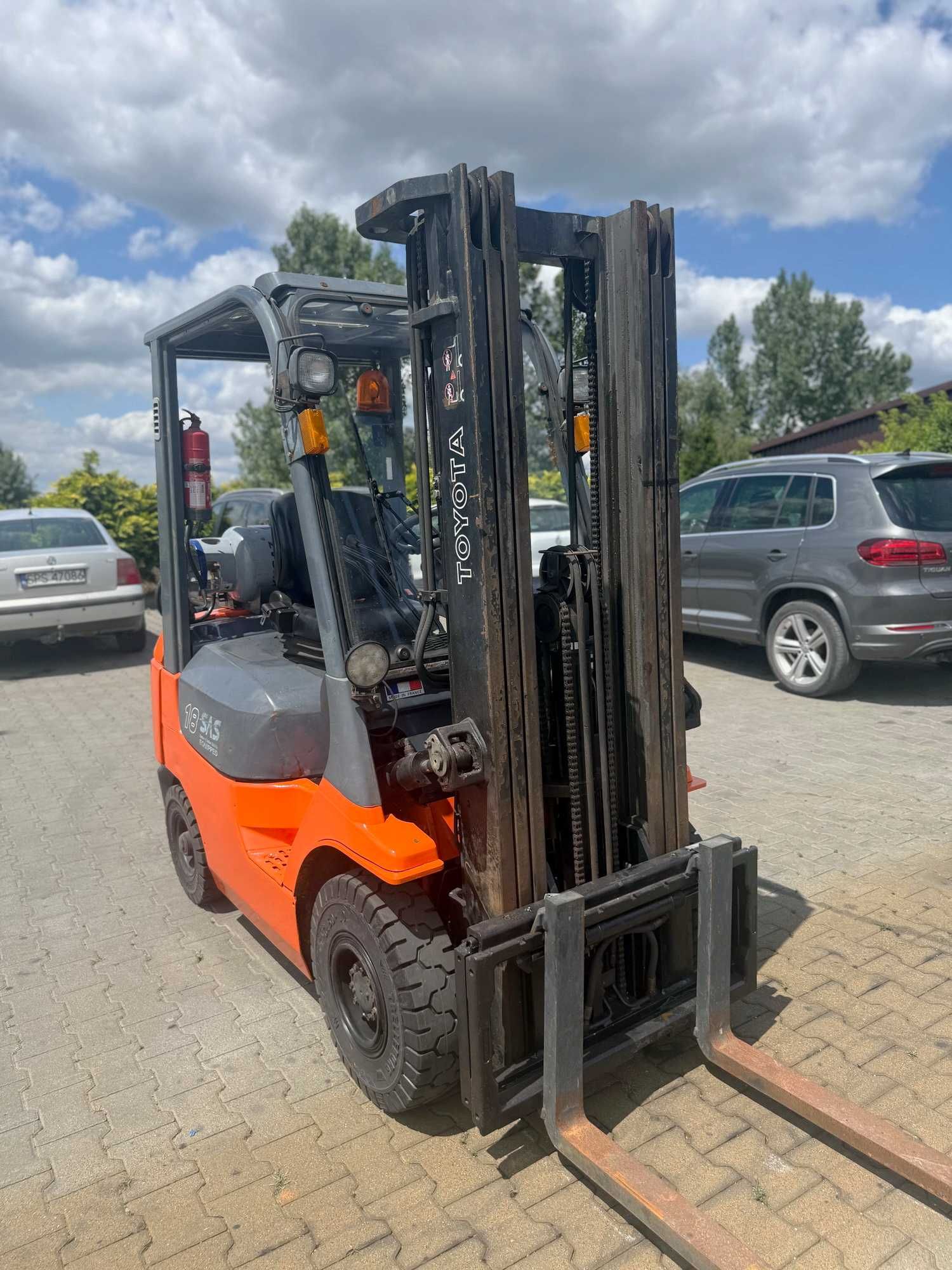 wózek widłowy TOYOTA 42-7FGF18 LPG 1800kg Triplex 4.70m 2002' 10700mtg