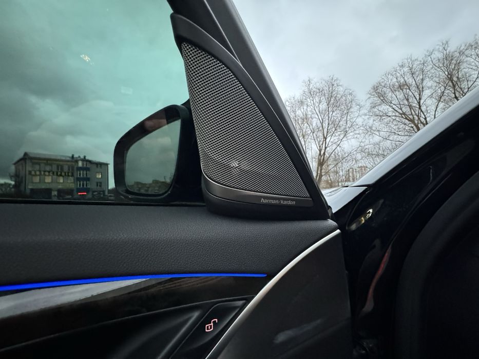 Продам очень классное авто. Ухоженное , красивое авто