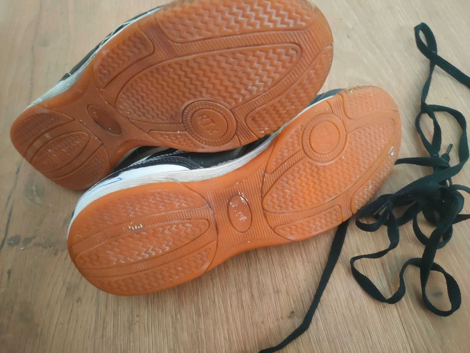 Męskie buty sportowe + sznurówki, rozmiar 42