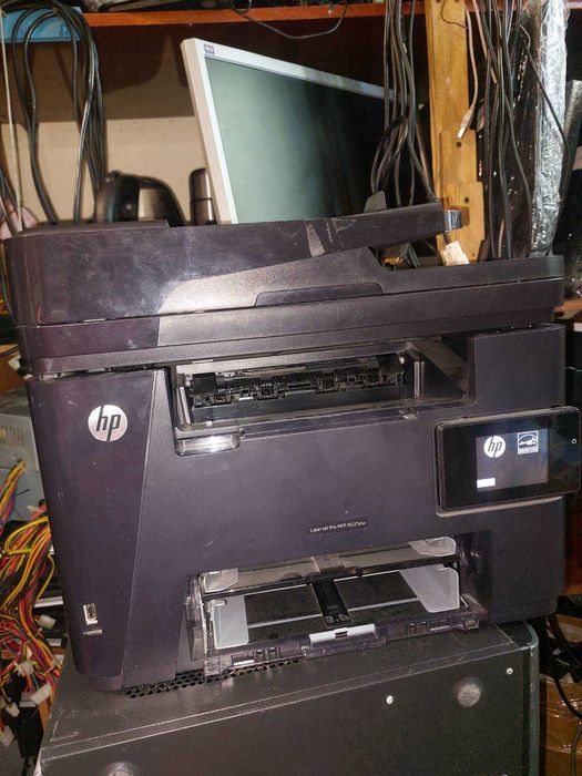 МФУ HP LaserJet Pro MFP M225dw/Лазерная монохромная печать / Wi-Fi