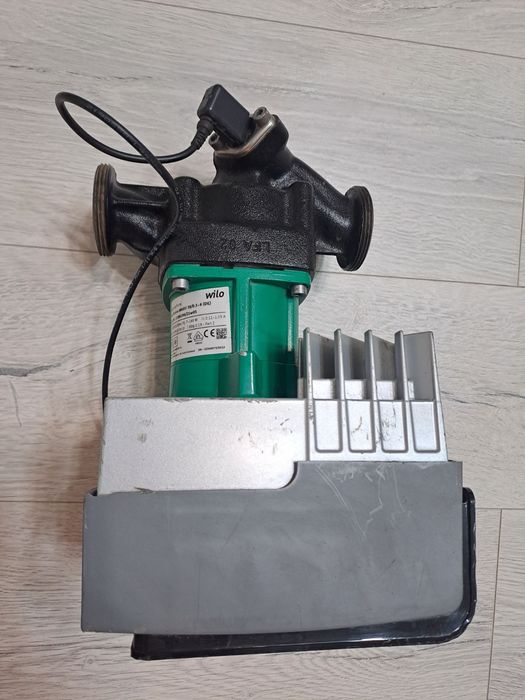 Циркуляційний насос Wilo stratos maxo 30\0.5-8