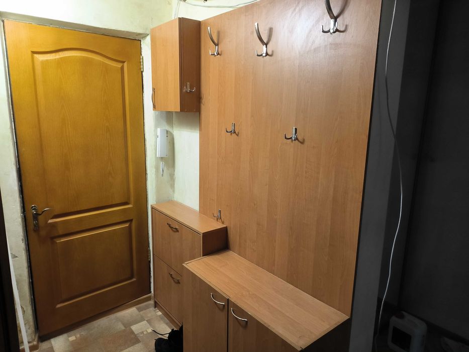 Стінка у прихожу б/у