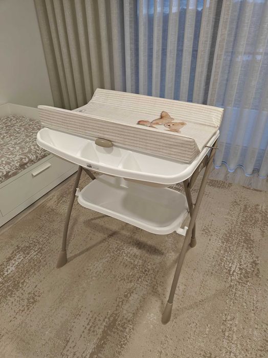 Banheira + Fraldário com suporte. Como novo, com caixa original