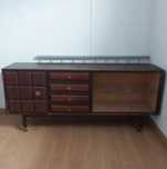 Aparador Vintage em madeira (disponível até meados de junho)