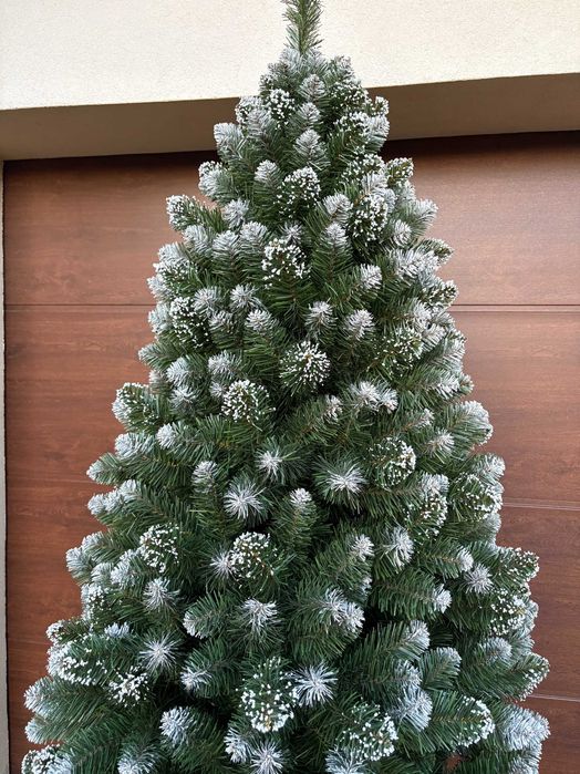 Choinka 220 cm sztuczna sosna z białymi końcówkami jodła diamentowa 2m