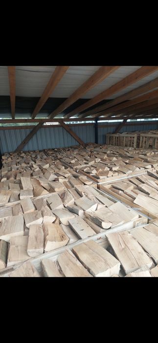 Drewno kominkowe suszone w suszarni buk, dąb, brzoza