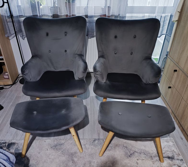Dwa fotele MOSS z  podnóżkami (Homla), szare, używane, stan idealny