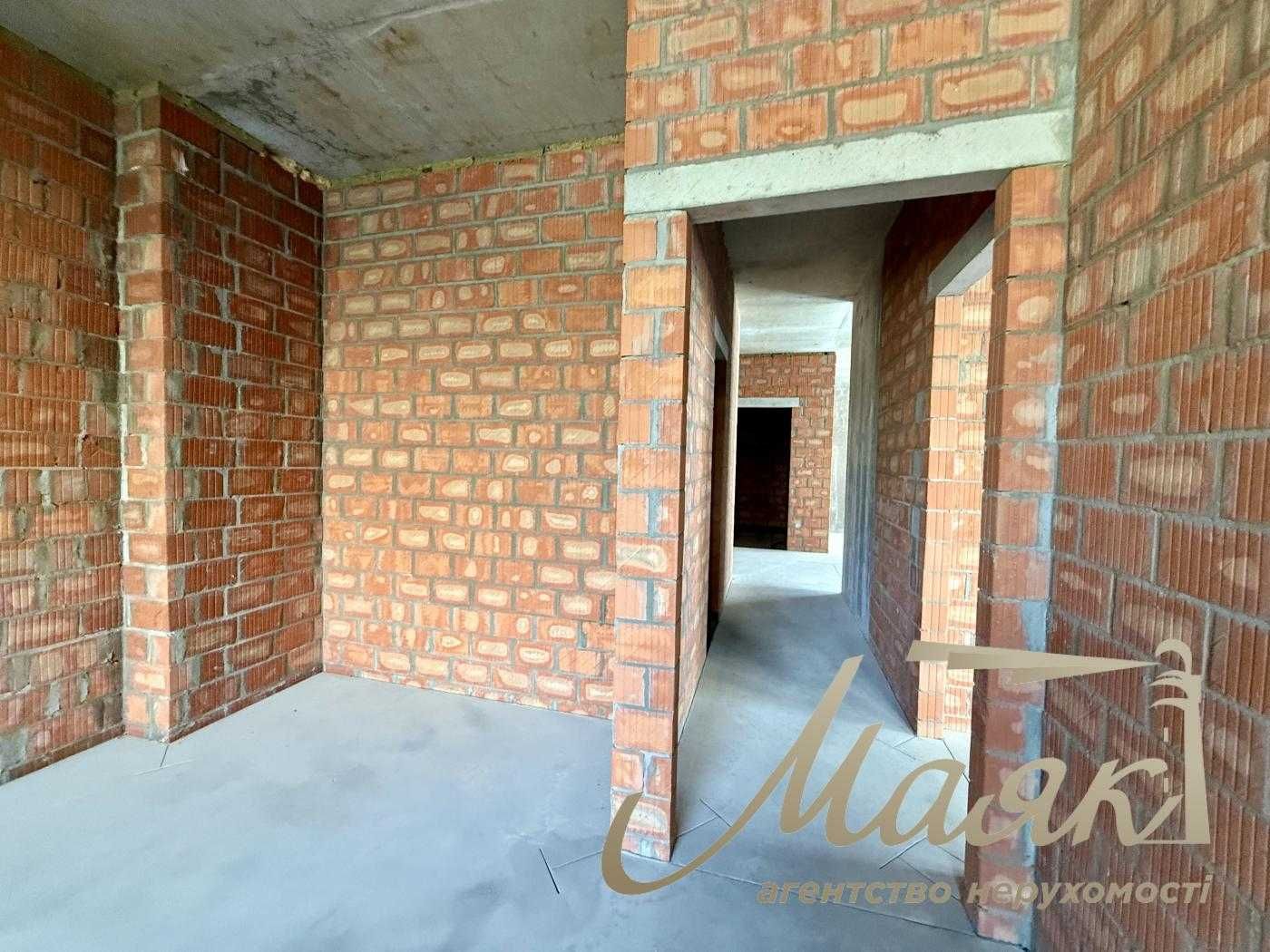 Продаж квартири без ремонту Tetris Hall, басейн на даху, Центр Києва