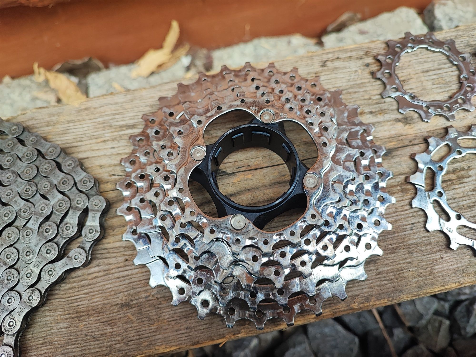 Kaseta rowerowa Shimano Deore XT M750 9 rzędów + HG73 Retro MTB