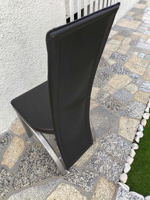Mesa de Sala com 4 Cadeiras