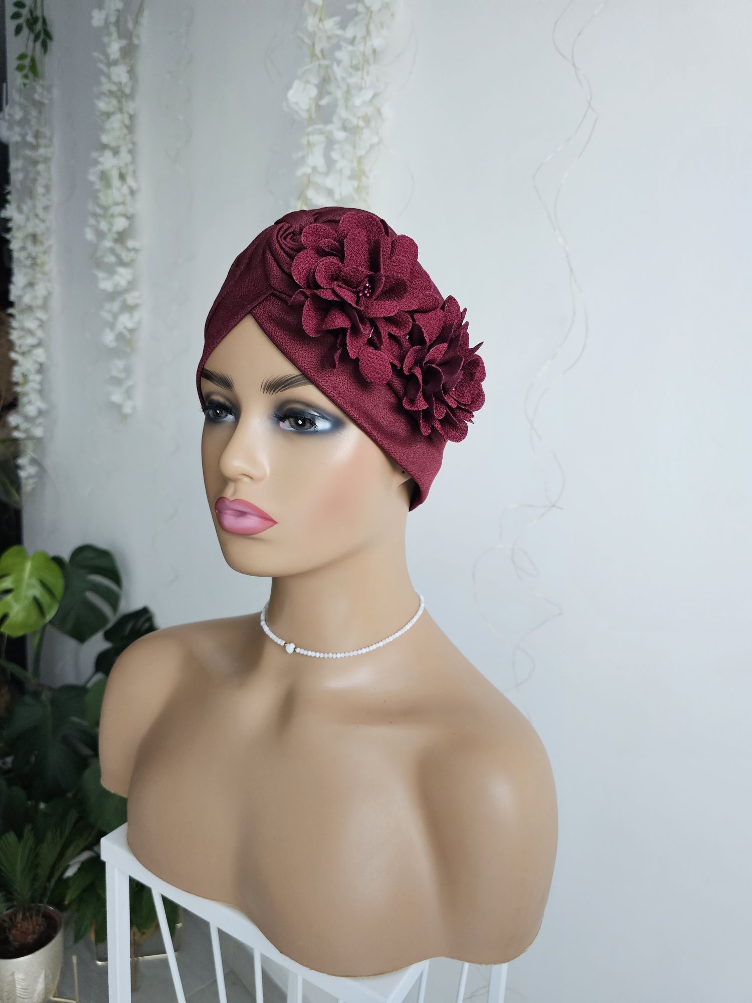 Ozdobny turban czepek czapka Ala bordo nakrycie głowy podczas leczenia