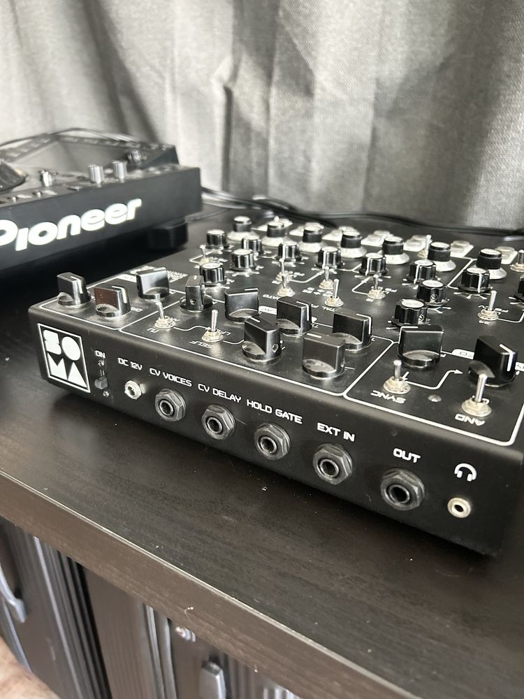 Soma Lyra-8 Black
