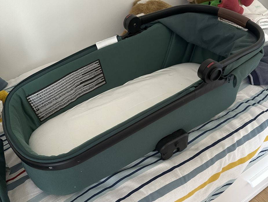 Alcofa Maxi-Cosi Oria verde — como nova