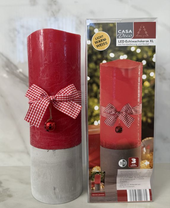 Карусель , новорічна інсталяція, різдвяне містечко