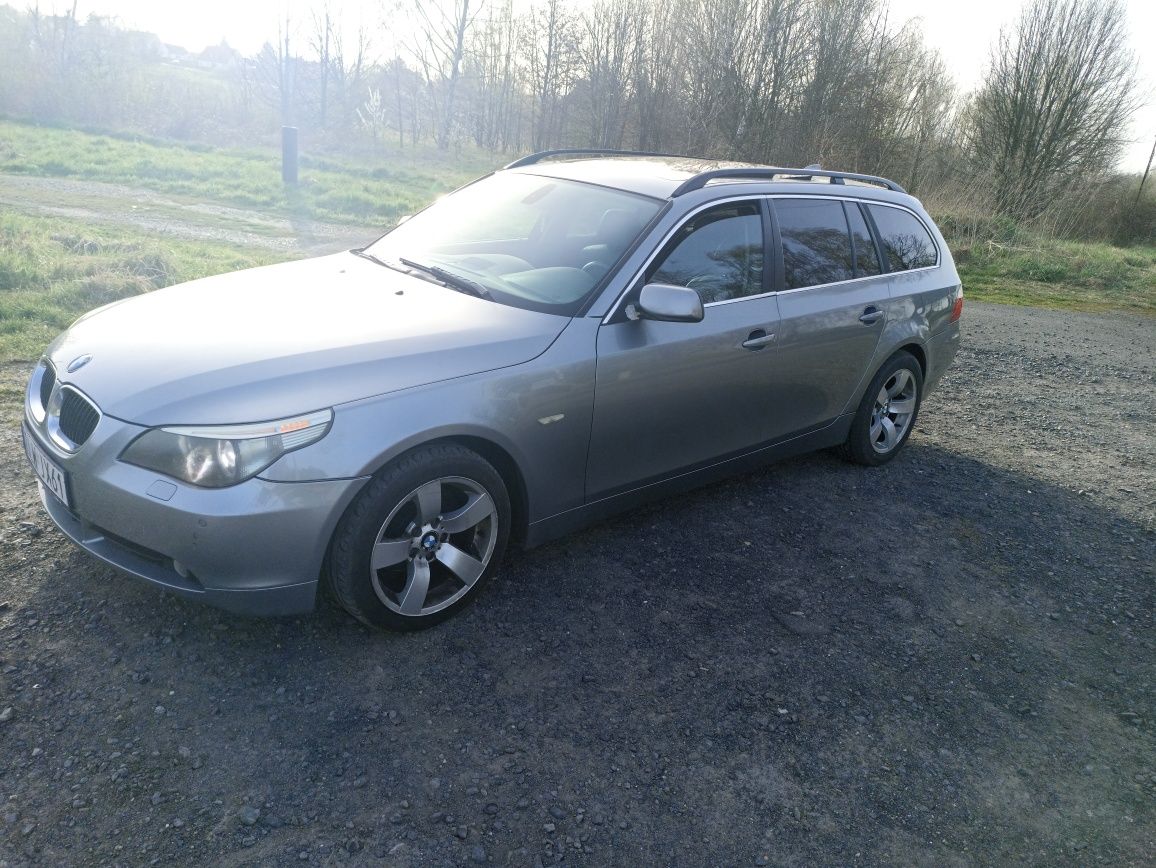 BMW E61 525d 220ps