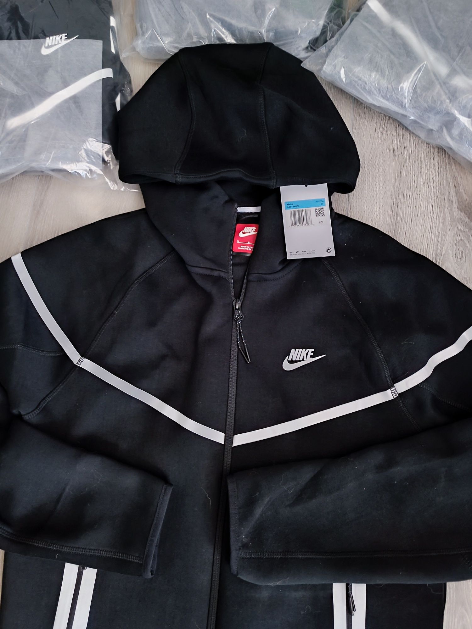 Nike Tech Fleece Reflective 2025 M новая коллекция
