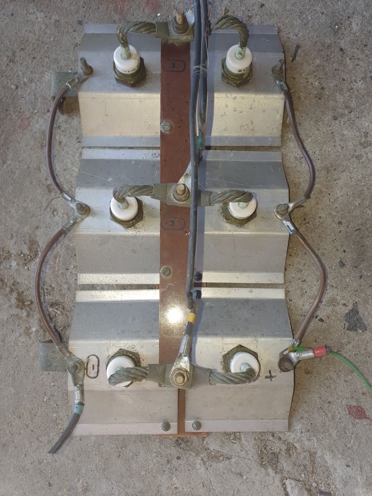 Prostownik 100A 600V dioda unitra
