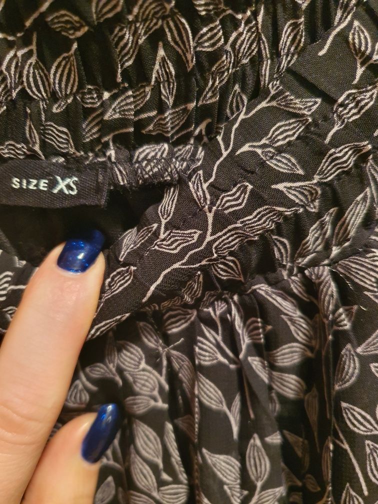Spódnica maxi XS czarna we wzory nowa