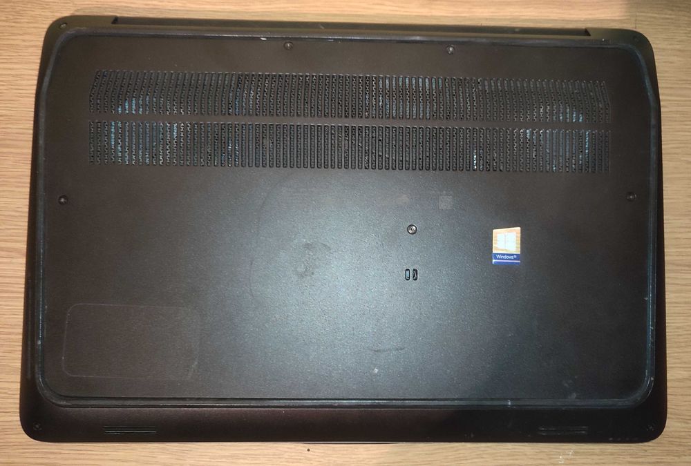 HP Zbook 15 G3 USB-C XEON 32GB ECC RAM QUADRO M2000M 4GB Windows 11