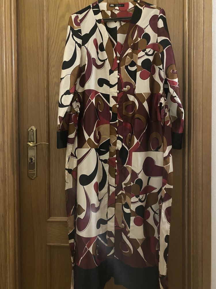 Vestido Zara estampado