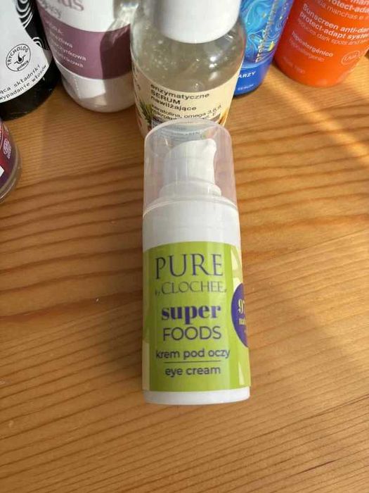 Pure by Clochee Super Foods – Wegański, naturalny krem pod oczy, 15 ml