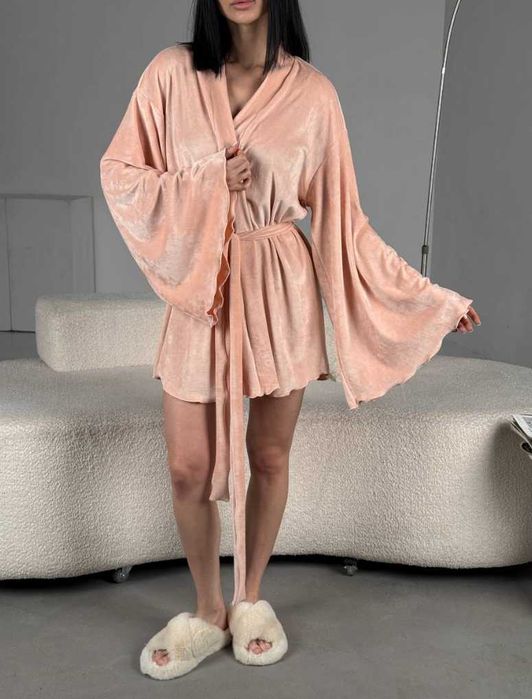 Велюровий жіночий жэнский міні халат