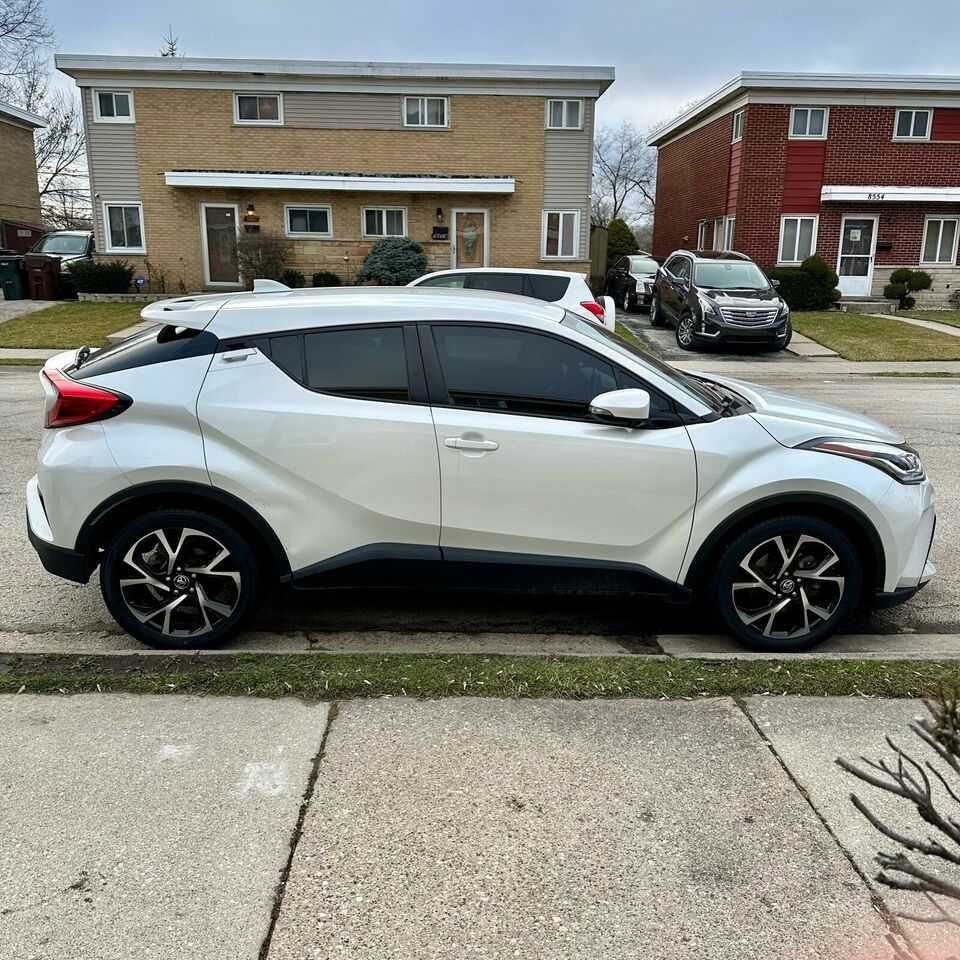 2021 Toyota C-HR XLE