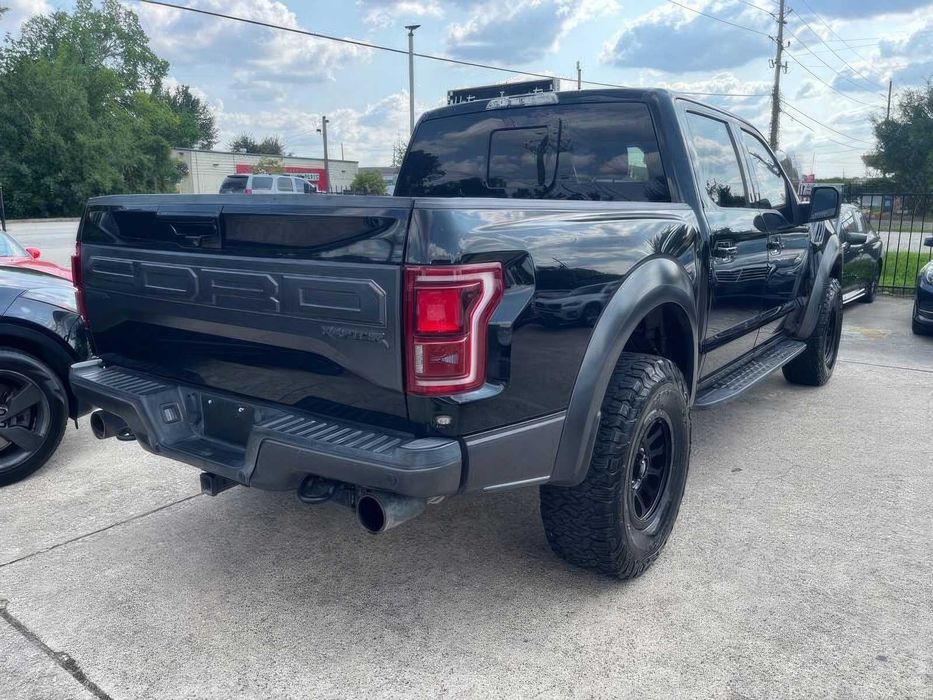 Ford F-150 Raptor      2018