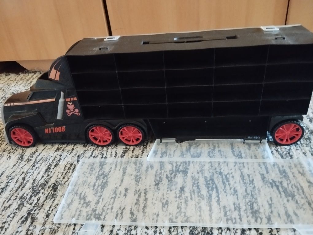 Camião para guardar carros