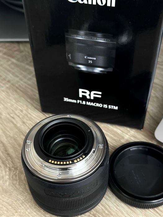Canon RF 35 mm f/1.8 IS Macro STM | ПОВНИЙ КОМПЛЕКТ, СТАН - ІДЕАЛ