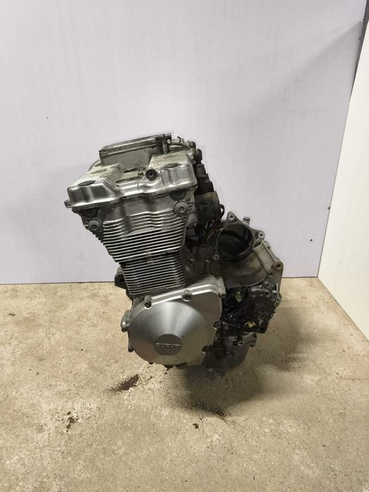 MOTOR SUZUKI GSXF 750 TIPO R736
