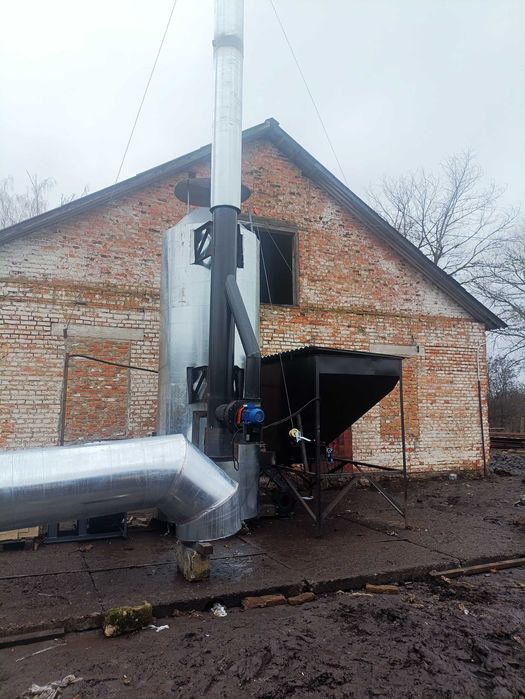 Теплогенератор на щепі,тирсі, пелетах.