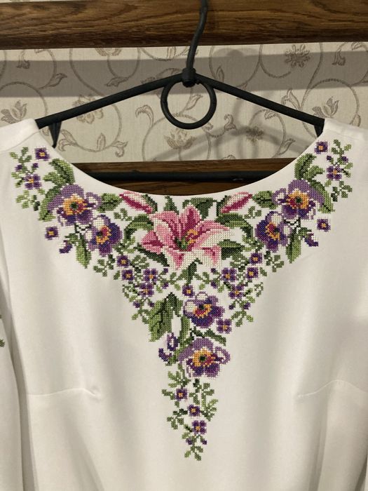 Сукня вишиванка розмір S