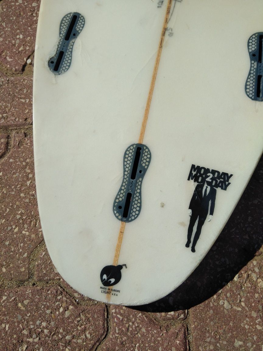 Pranchas de surf usadas para decoração