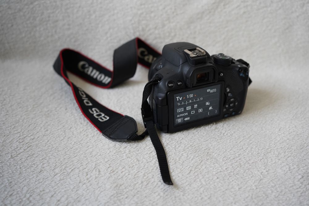 Canon EOS 700D + Canon 50mm 1.8 STM