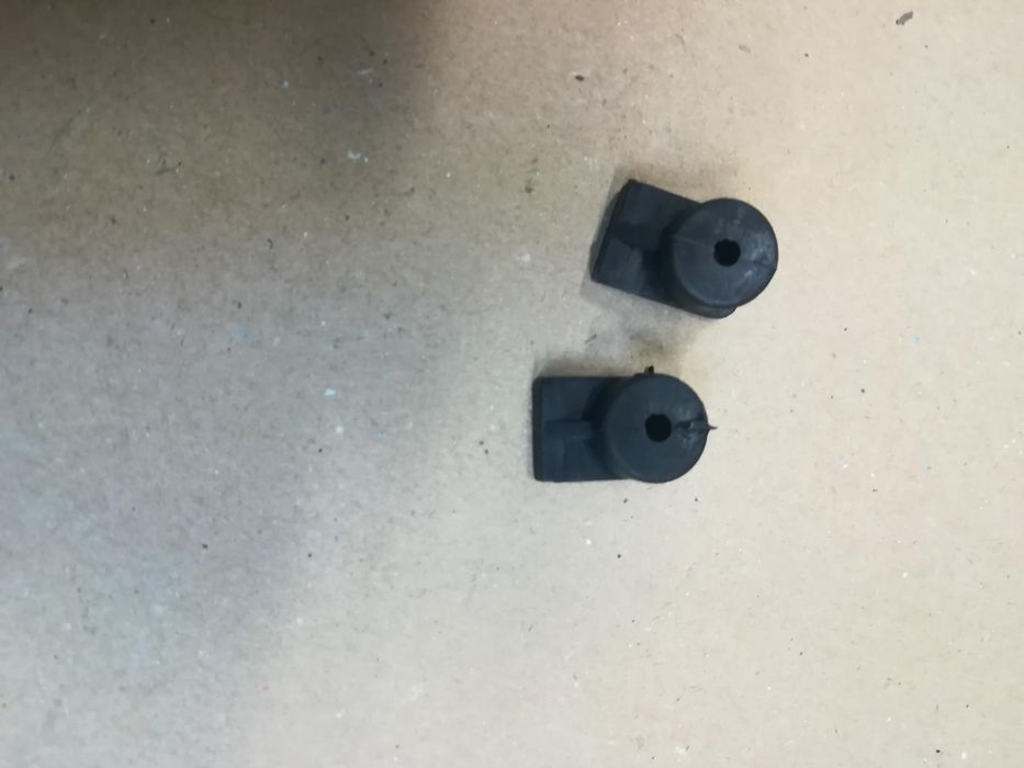 Fiat 126p spinka tapicerki do przykręcania kieszeni drzwi