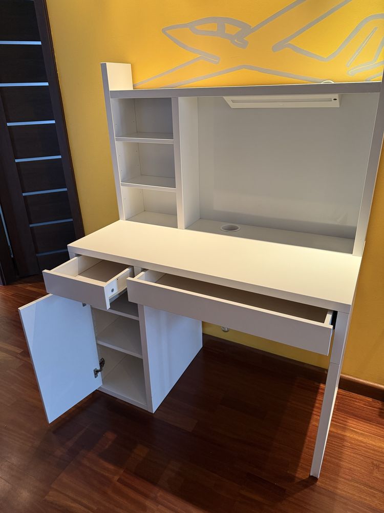 Biurko Micke 105x 50