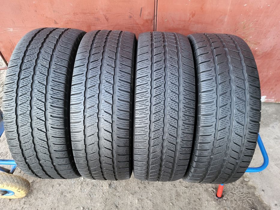 235/65/16C R16C Continental VanContact Winter 4шт ціна за 1шт