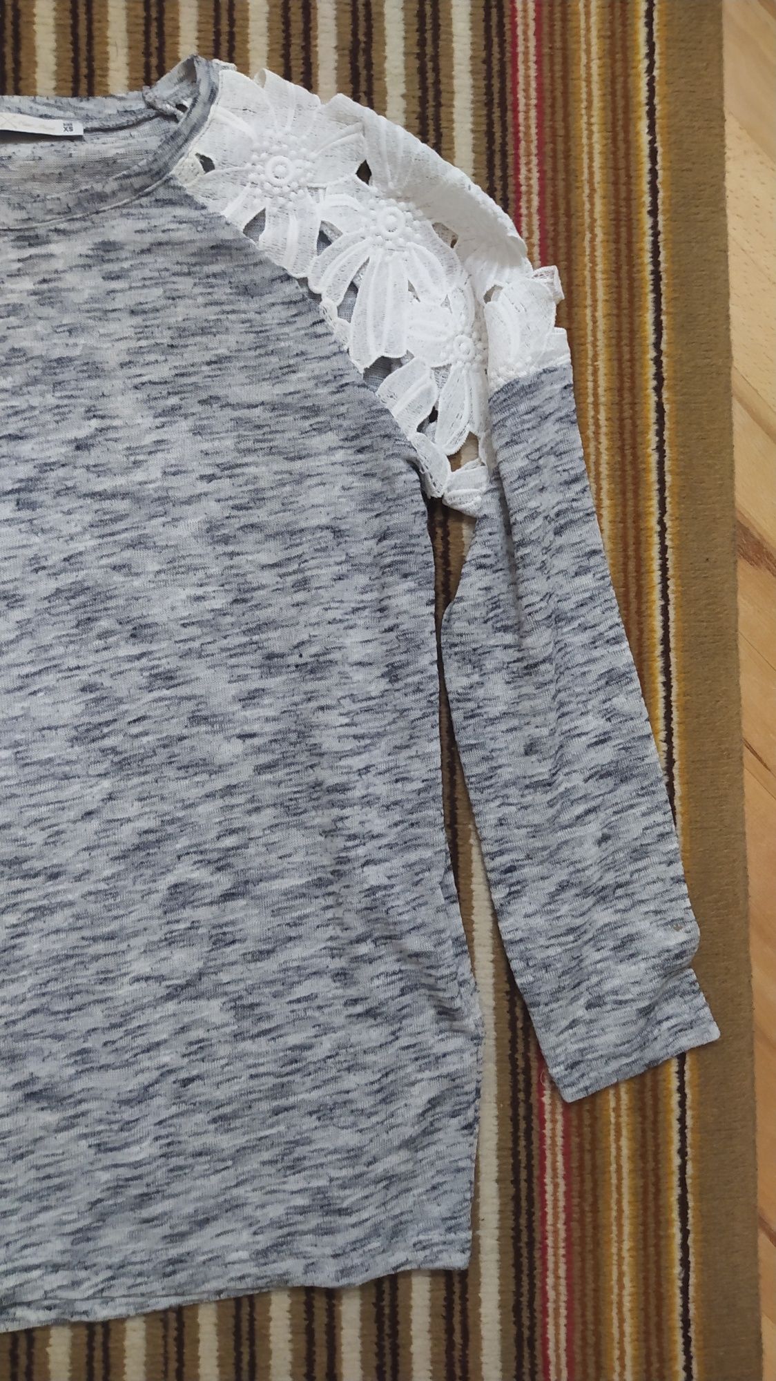 Sweter bluzka Hause z gipiurą lekki cieńki