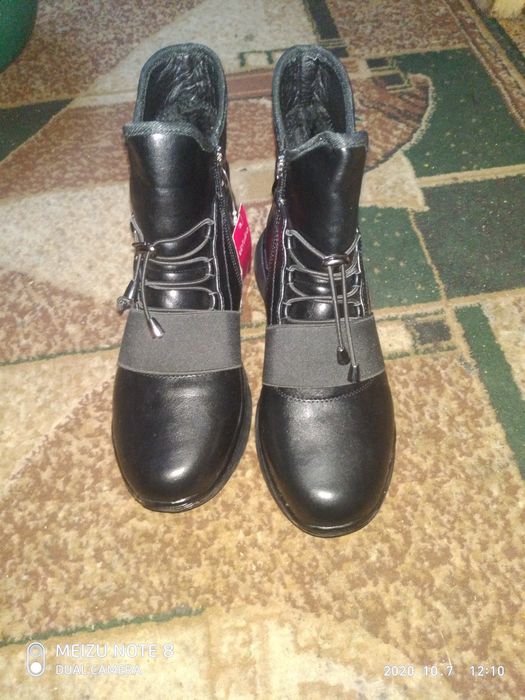 Зимние ботинки Purlina 39 р (новые)