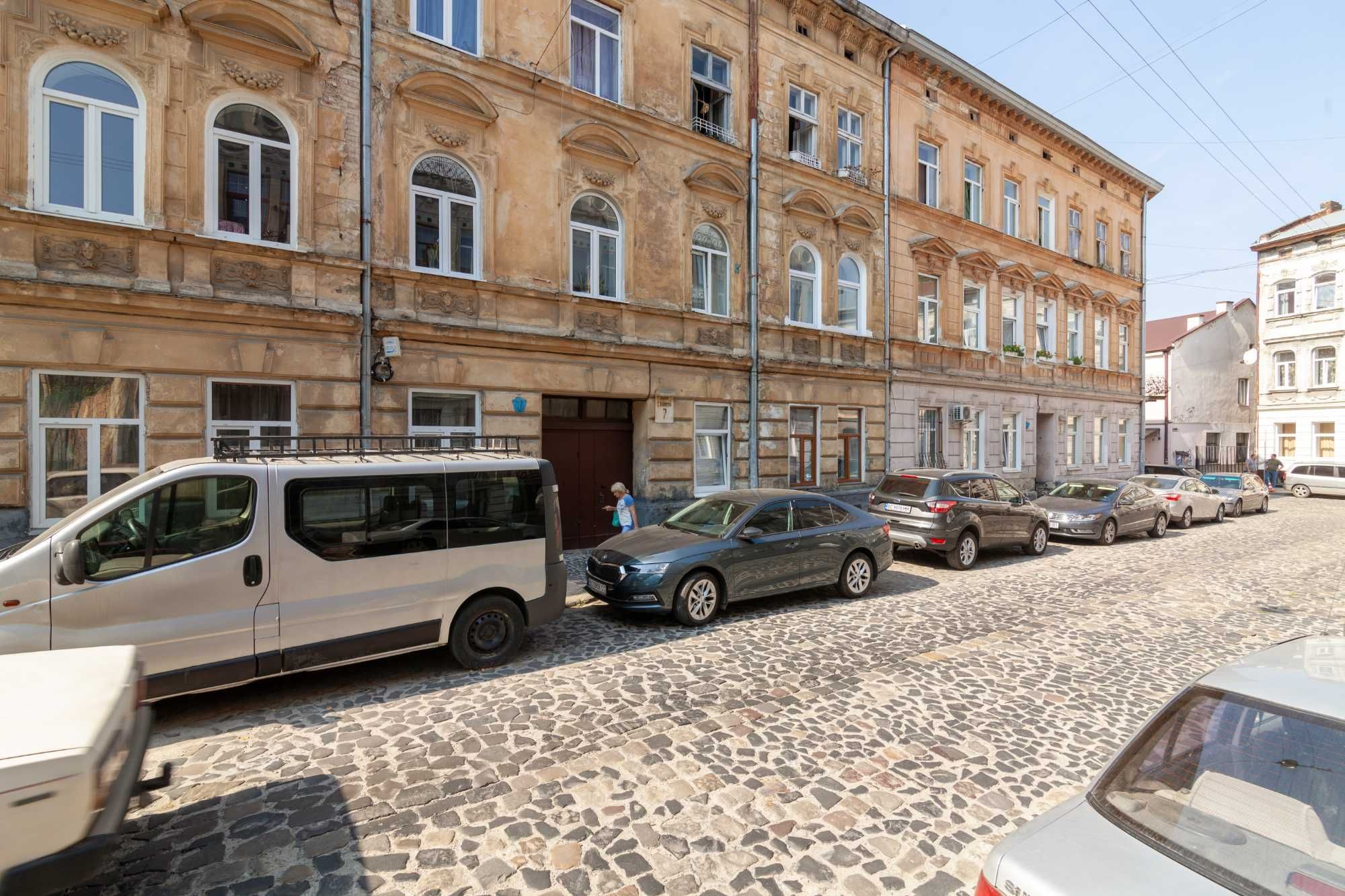 Вул. Ляйнберга 7/Оренда Подобово 2-кімнатна квартира/для 6 осіб